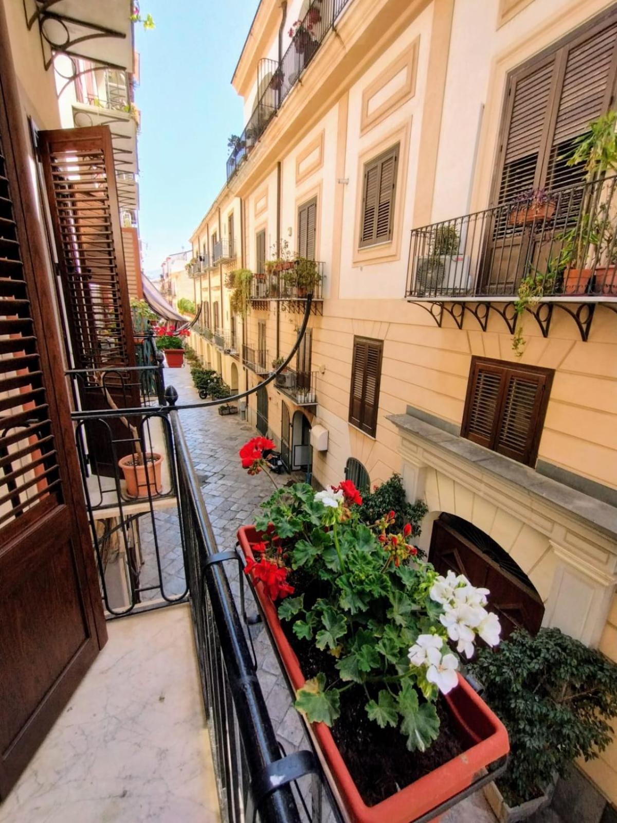 Domus Vetriera Daire Palermo Dış mekan fotoğraf